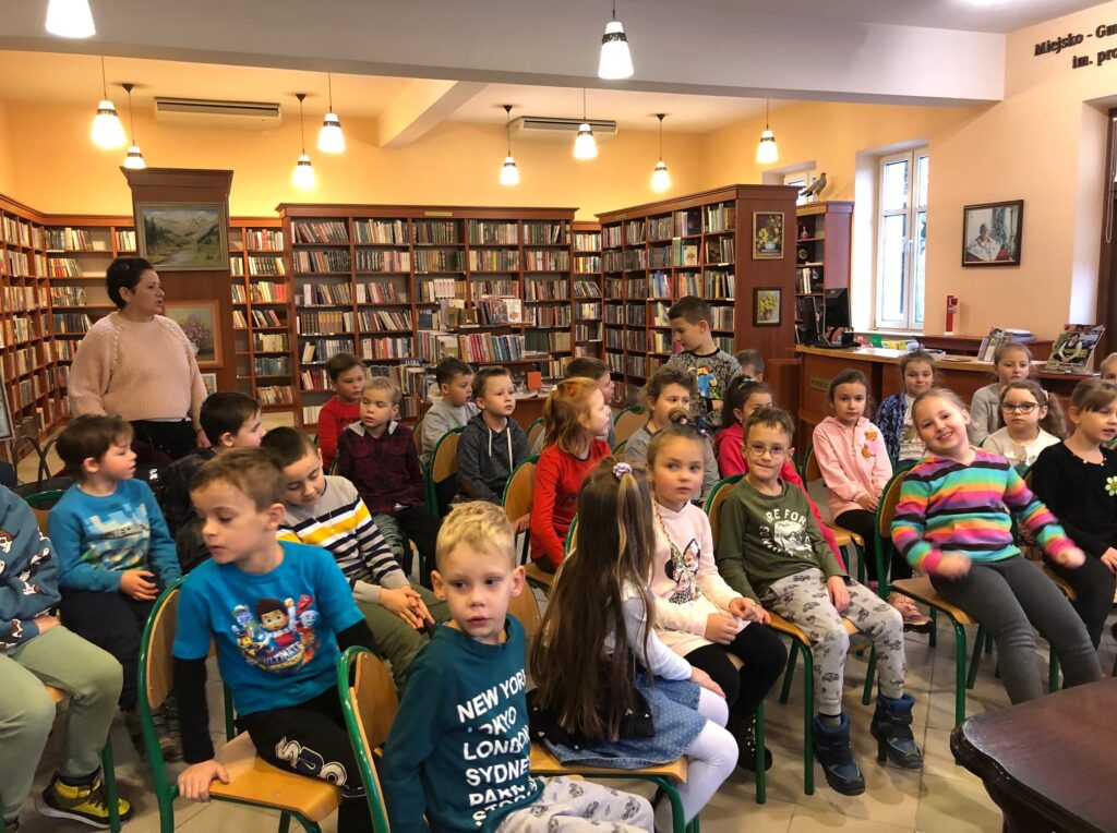 Wizyta w Gminnej Bibliotece Publicznej w Radłowie