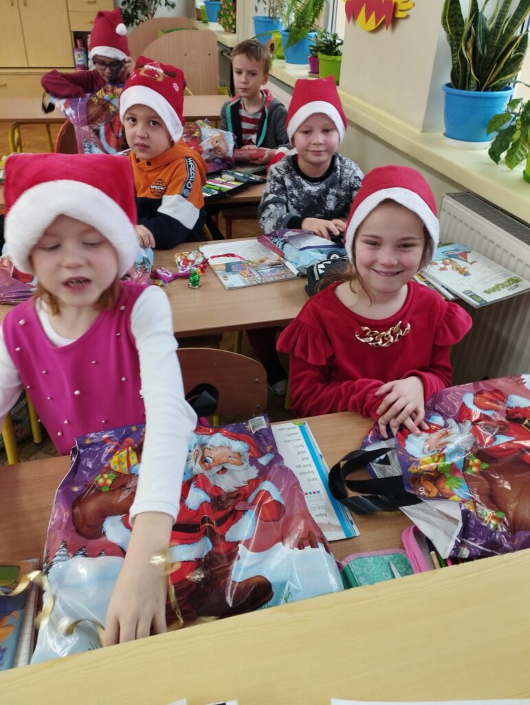 Święty Mikołaju, dziękujemy za prezenty