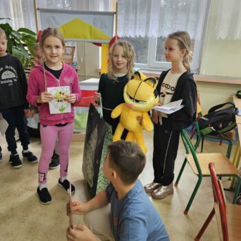 Pożegnanie Gabrysi Wardzały z klasy 2a Pożegnanie Gabrysi Wardzały z klasy 2a