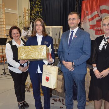 III Powiatowy Konkurs Historyczny „I wojna światowa na Ziemi Tarnowskiej”. III Powiatowy Konkurs Historyczny „I wojna światowa na Ziemi Tarnowskiej”.