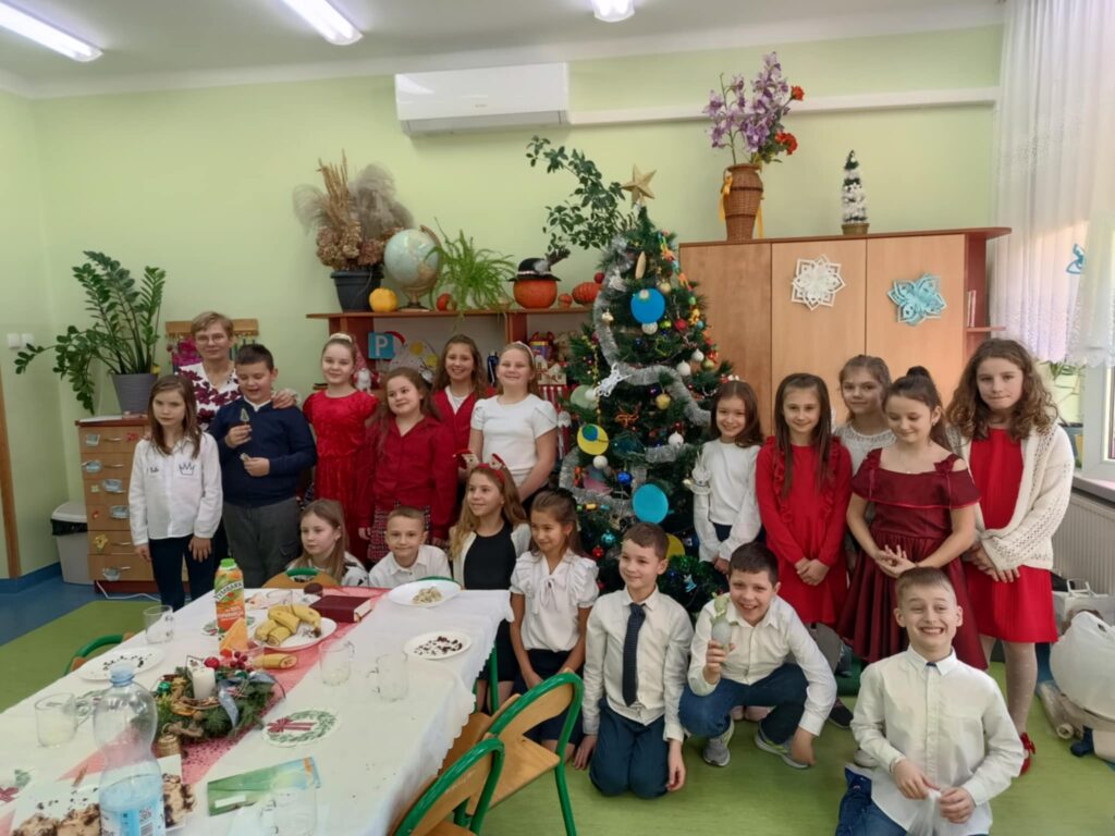 Wigilia klasowa w klasie III ,,a”