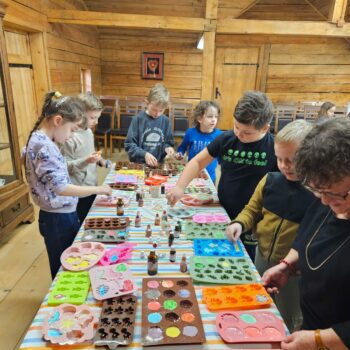 Wycieczka uczniów klas drugich do Ryglic