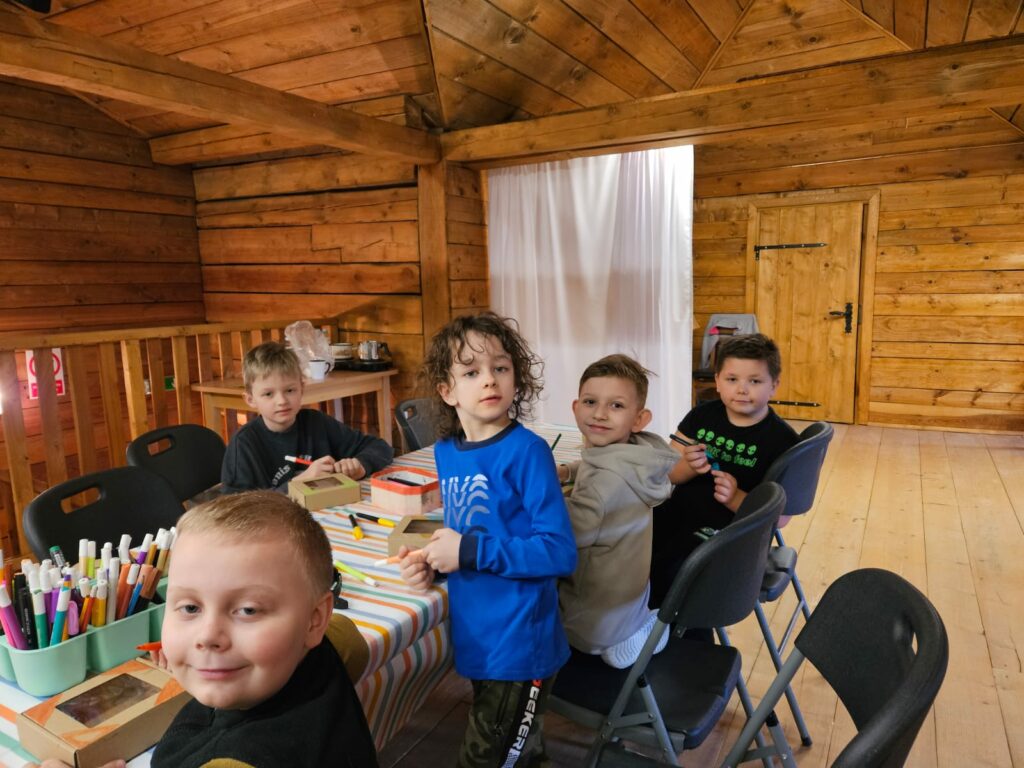 Wycieczka uczniów klas drugich do Ryglic