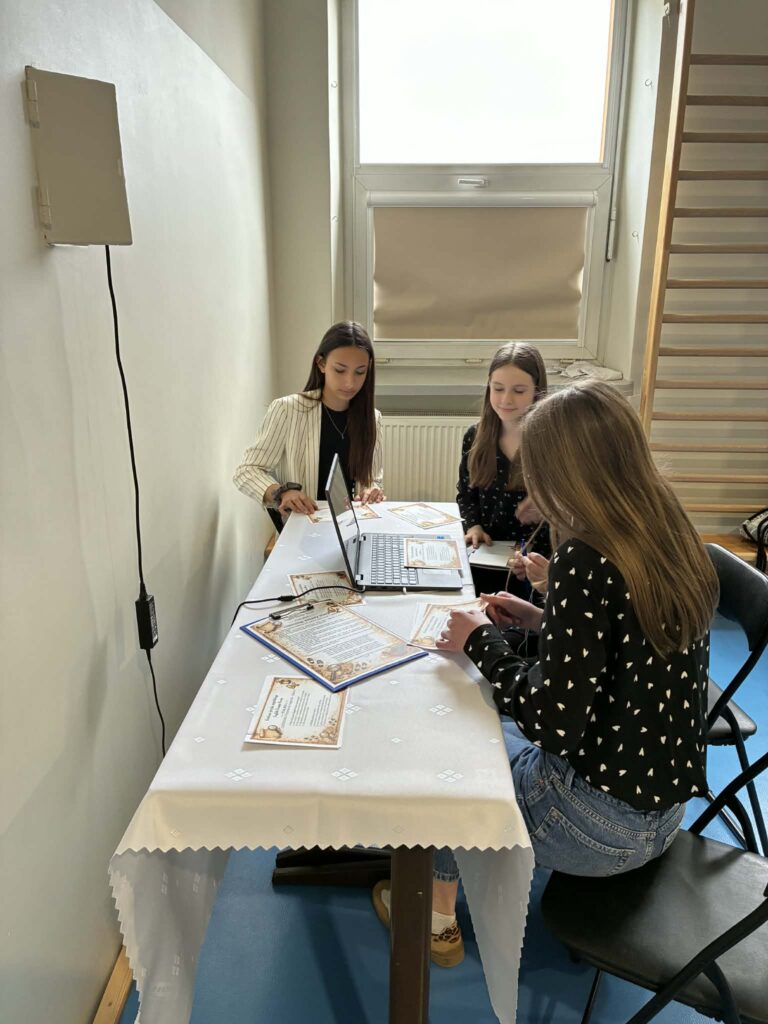 Konkurs języka angielskiego English Escape Room